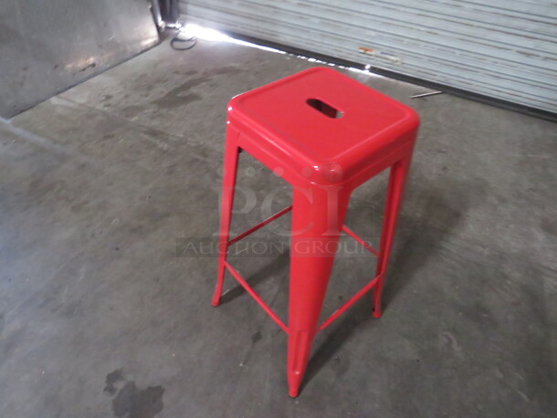 Red Metal Industrial Look Bar Stool. 2XBID - Image 2 of 2