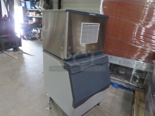 One Scotsman Ice Maker With Bin. Model# CO330MA-1E. 115 Volt. Looks NEW And Works GREAT! 30.5X33X60 - Image 2 of 7