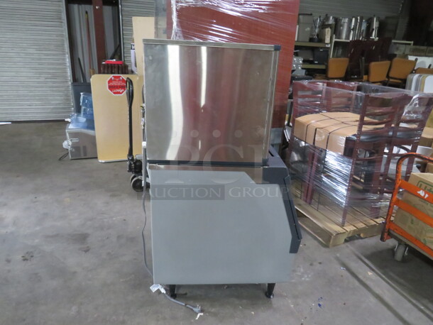 One Scotsman Ice Maker With Bin. Model# CO330MA-1E. 115 Volt. Looks NEW And Works GREAT! 30.5X33X60 - Image 6 of 7