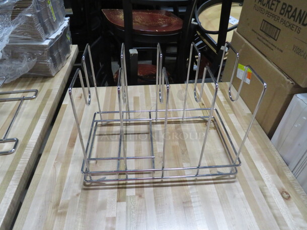 One Pan Rack. 14.5X9X10 - Image 1 of 1