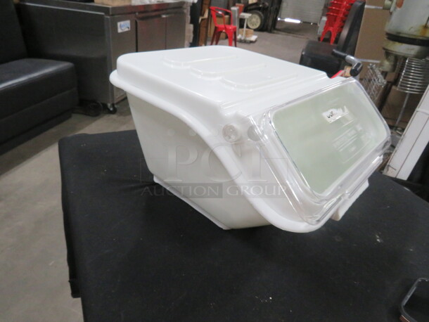 One Bakers Mark 40 Cup Ingredient Bin With Flip Lid And Scoop. #1761B40. - Image 2 of 2