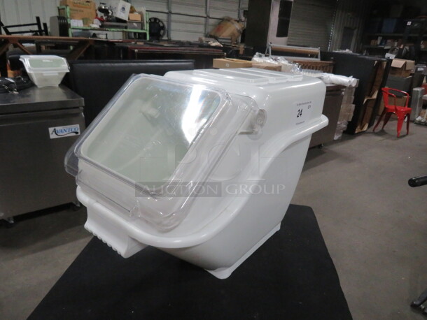 One Bakers Mark 100 Cup Ingredient Bin With Flip Lid And Scoop. #1761B100. - Image 1 of 3
