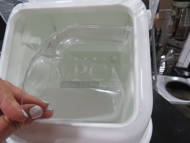 One Bakers Mark 100 Cup Ingredient Bin With Flip Lid And Scoop. #1761B100. - Image 3 of 3