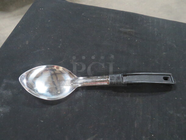 One Commercial Spoon. - Image 1 of 1