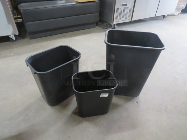 Assorted Trash Can. 3XBID - Image 1 of 1