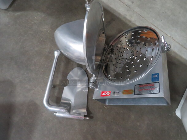 One Pelican Head Attachment - Image 1 of 1