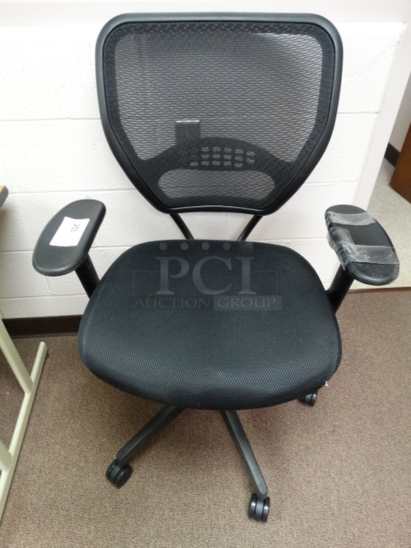 Black Office Chair w/ Arm Rests on Casters. 26x23x41. (Main School Office)