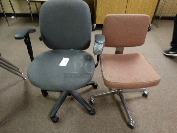 2 Office Chairs on Casters. 25x19x35, 17x17x32. 2 Times Your Bid! (Downstairs Room 1)