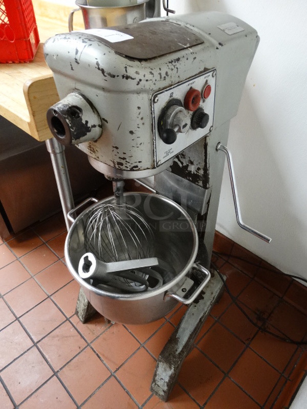 FANTASTIC! Hobart Model D-300T Metal Commercial Floor Style 30 Quart Planetary Mixer w/ Stainless Steel Mixing Bowl, Whisk and Paddle Attachments. Unit Has Been Serviced Recently. 115 Volts, 1 Phase. 21x23x46. Tested and Working!