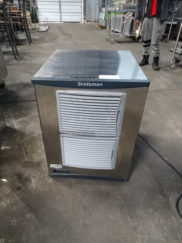FANTASTIC! Scotsman Stainless Steel Commercial Ice Machine And Commercial Soda Beverage Dispenser.  TESTED & WORKING!