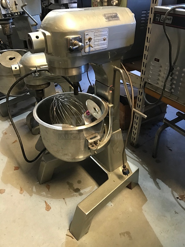 NICE! Hobart A200F Floor Standing 20qt Mixer, Includes Bowl & Attachments, 115v 1ph, Tested & Working!