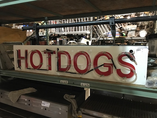 Hanging Single Sided Hot Dogs Neon Sign, 115v 1ph, Tested & Working!