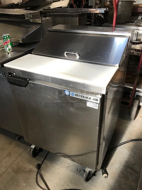 LIKE NEW! Beverage Air SPE27-B 1 Door Refrigerated Salad / Sandwich Prep Table on Casters, 115v 1ph, Tested & Working!
