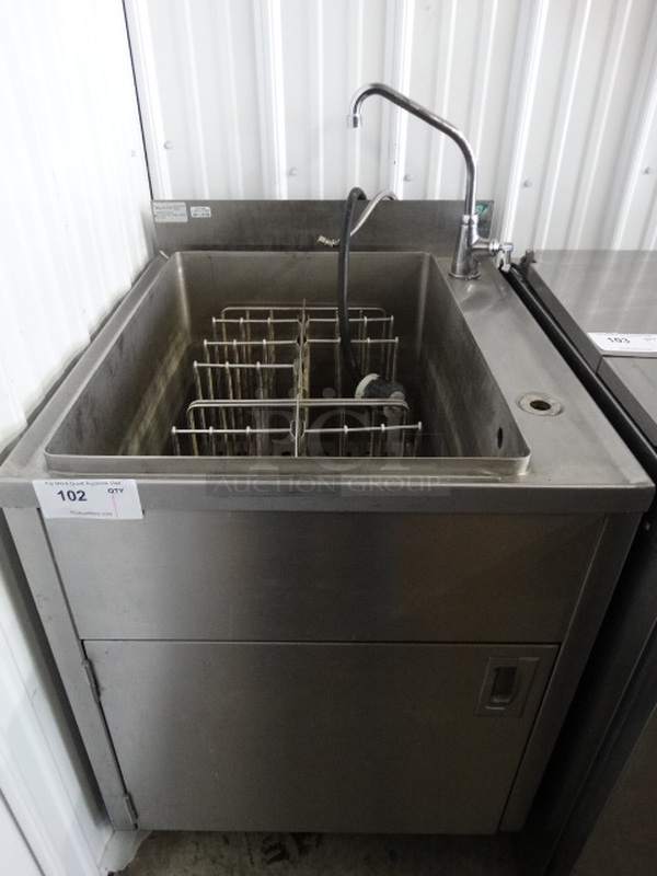 GREAT! Elkay Model RTB-14-SL Stainless Steel Commercial Rethermalizer. 208 Volts, 3 Phase. 26x29.5x41