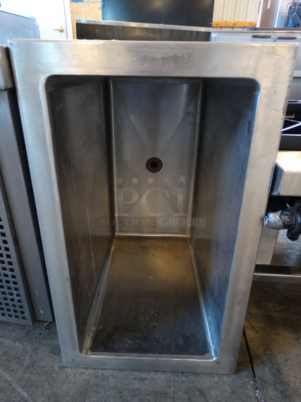 Stainless Steel Commercial Ice Bin. 26x15x21