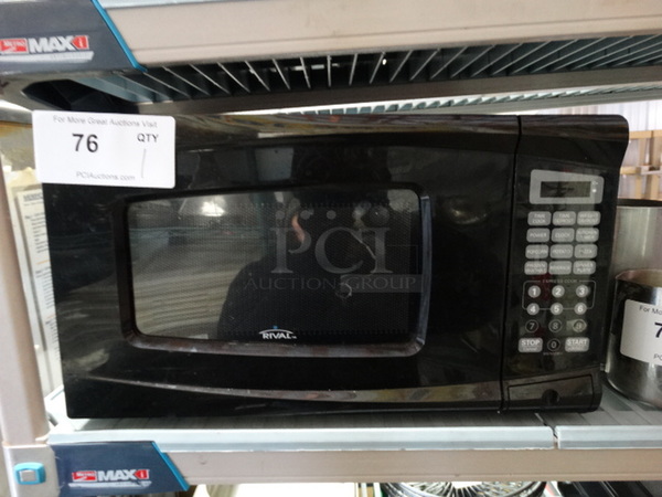 Rival Countertop Microwave. 17x12x10