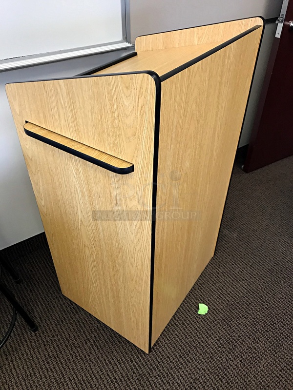 Wooden Presentation Podium on Casters - Image 1 of 2