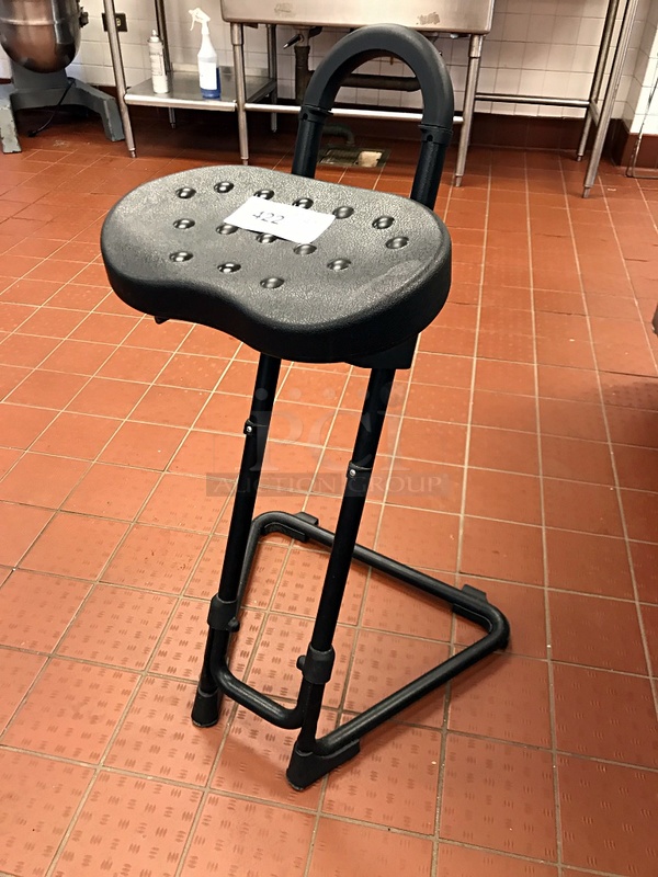 Lyon 2092N Industrial Sit Stand Stool, Seat height adjustable from 22-3/4" to 32-3/4" - Image 2 of 4