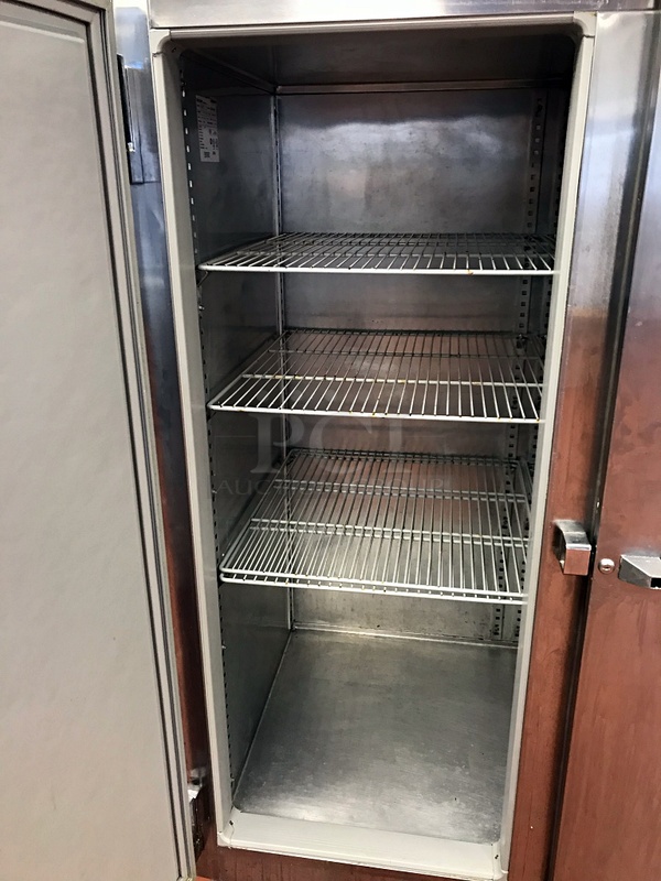 Victory RSA-2D-S7 UltraSpec Series Refrigerator Featuring Secure-Temp Technology, Reach-In Two Door, 115v 1ph, Tested & Working! - Image 3 of 5