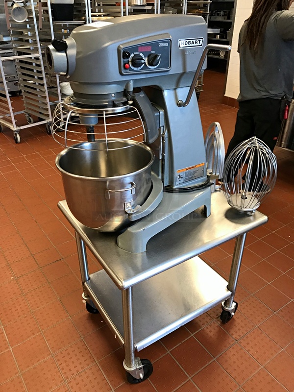 LIKE NEW! Hobart Legacy HL200 20 Qt. Commercial Planetary Stand Mixer w/ Accessories & 15 Minute Timer, Includes Stainless Steel Stand on Casters, 120v 1ph, Tested & Working (See Video)! - Image 1 of 5