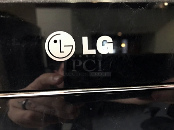 LG 46" LED HDTV Includes Wall Mount, 110v 1ph, Tested & Working! - Image 2 of 2