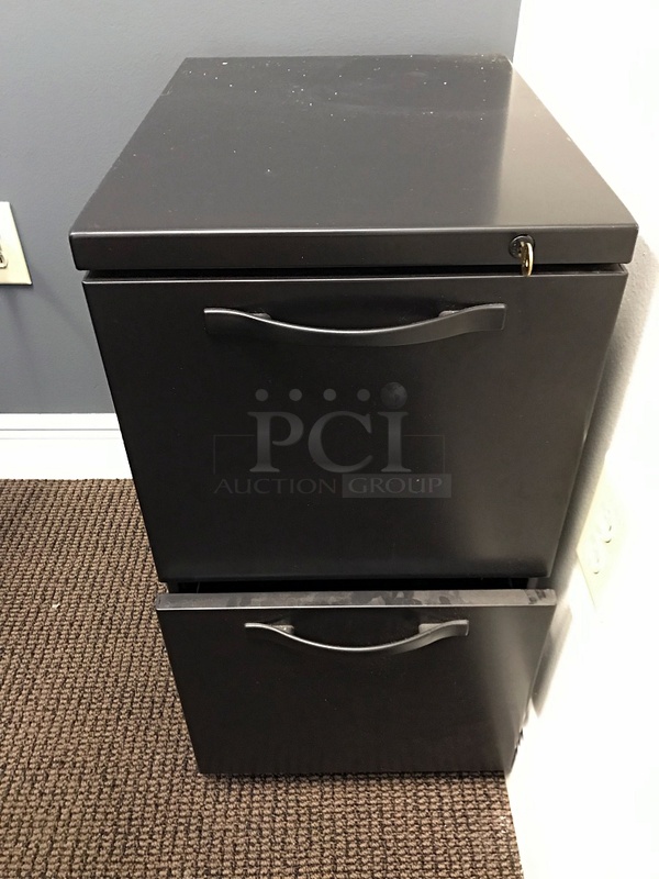 Herman Miller Desk & Task Chair w/ Two Draw Filing Cabinet - Image 4 of 4