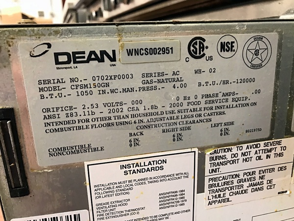 Dean 40lbs Natural Gas Deep Fryer w/ Built In Oil Filtration System, Left & Right Splash Guards & Two Baskets, Tested & Working! - Image 4 of 5