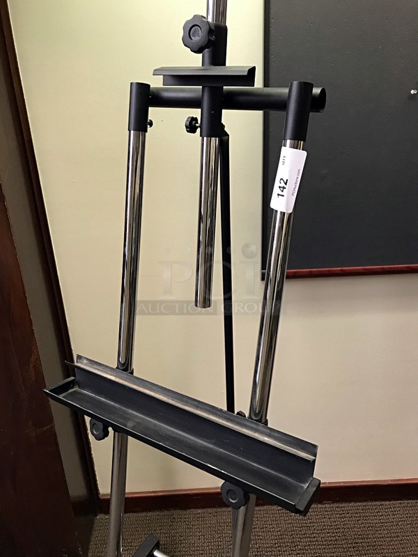 Metal Adjustable Art Easel - Image 2 of 2