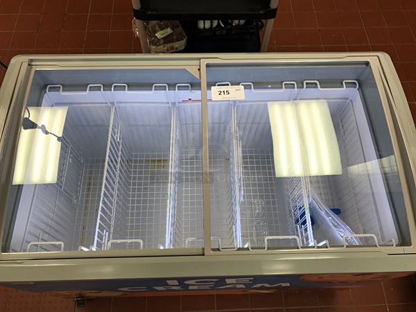 Excellence Industries VB-5L Ice Cream  Chest Freezer w/ Two Sliding Glass Doors, 115v 1ph, Tested & Working! - Image 2 of 5