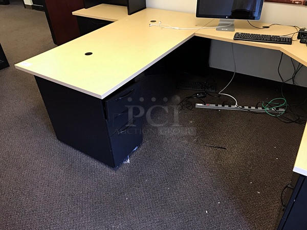 U Shaped Herman Miller Desk & Task Chair, Includes Desk Organizers - Image 3 of 4