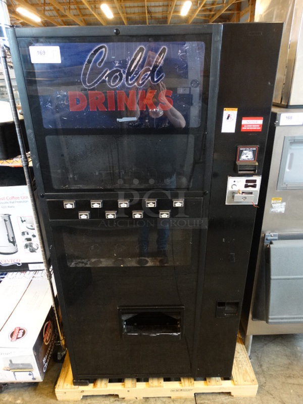 AMAZING! Dixie Narco Model DN501ET/S11-9 Commercial Drink Vending Machine. 37x34x72. Tested and Powers On