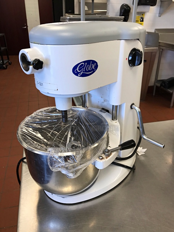 Globe SP5 Aluminum Gear Driven 5 Qt Commercial Countertop Mixer, Includes Attachments, 115v 1ph, Tested & Working!

