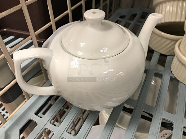 Porcelain tea Pot