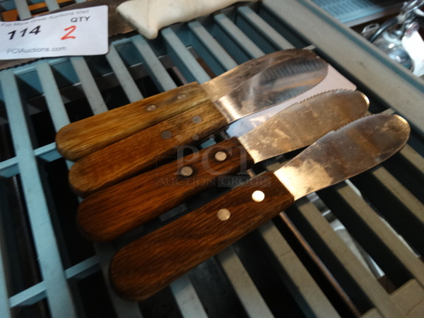 4 Metal Spreaders. 7.5". 4 Times Your Bid! - Image 1 of 3