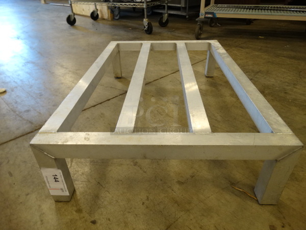 Metal Dunnage Rack. 36x24x8