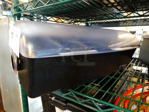 San Jamar Poly Bar Topping Rail w/ Lid and Drop Ins. 18x6x7 - Image 1 of 4