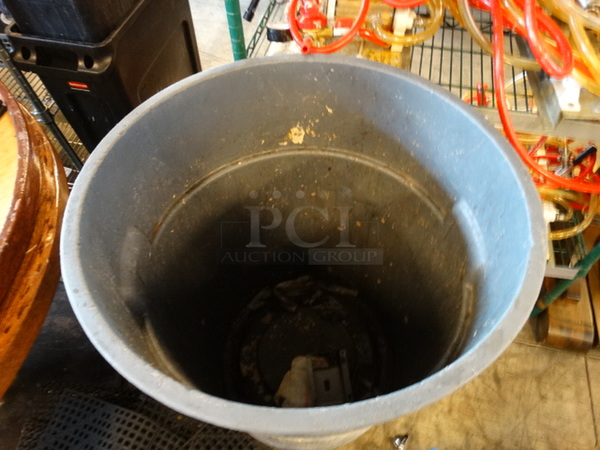 Rubbermaid Brute Gray Poly Trash Can on Dolly. 25x25x35 - Image 2 of 4