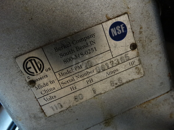 WOW! Berkel Model PM20 Metal Commercial 20 Quart Planetary Mixer w/ Metal Mixing Bowl, Bowl Guard and Paddle Attachment. 110 Volts, 1 Phase. 15x20x32. Tested and Working! - Image 6 of 7