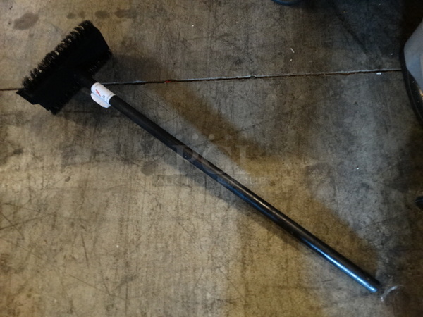 Coarse Cleaning Brush. 30" - Image 1 of 2