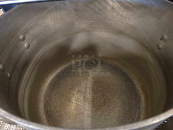Metal Stock Pot. 16.5x13.5x9.5 - Image 2 of 2