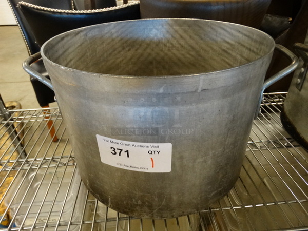 Metal Stock Pot. 18x14.5x10