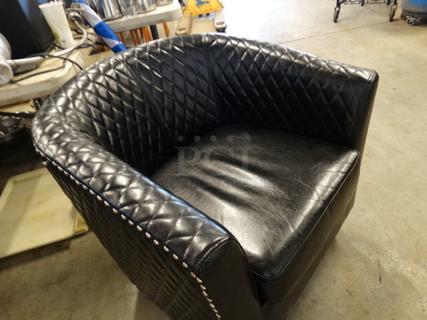 2 Chairs w/ Black Seat Cushion and Arm Rests. 30x29x30. 2 Times Your Bid! - Image 2 of 4