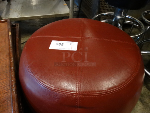 Red Cushion Footrest. 21x21x17  - Image 2 of 3