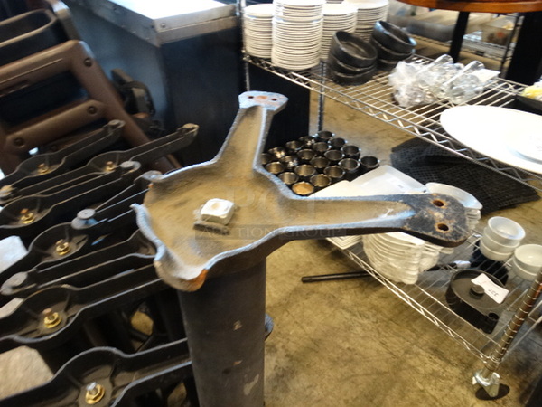 Granite Round Tabletop and Bar Height Metal Table Leg. Comes Disassembled. 30x30x42 - Image 3 of 4