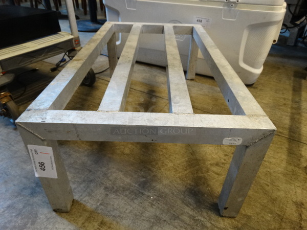 Metal Dunnage Rack. 36x20x12