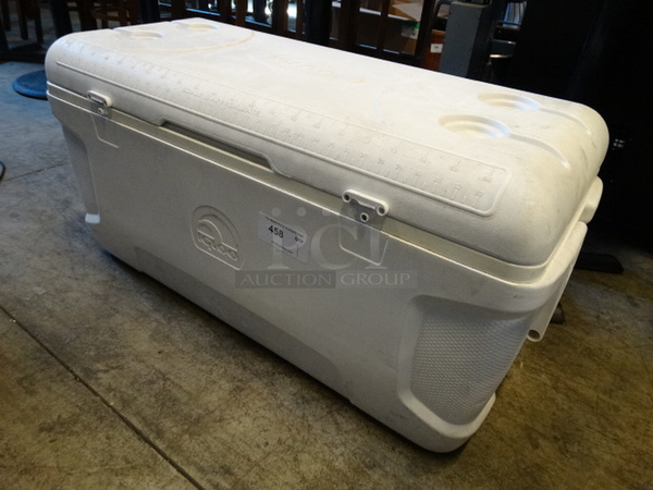 White Poly Portable Cooler. Lid Not Attached. 40x17x20 - Image 2 of 5
