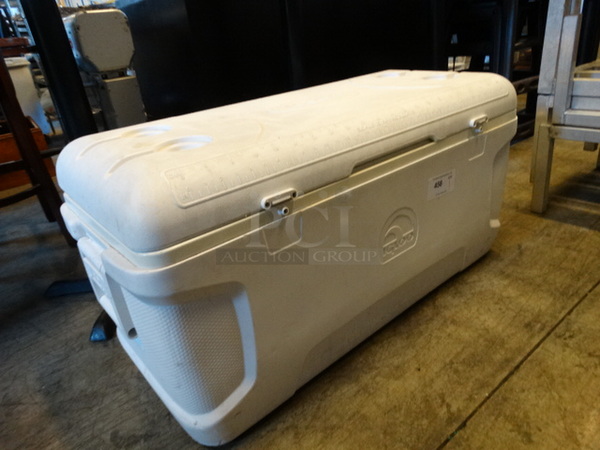 White Poly Portable Cooler. Lid Not Attached. 40x17x20 - Image 3 of 5
