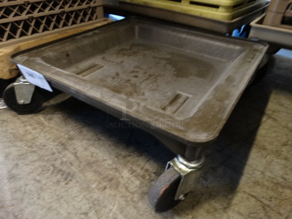 Brown Poly Dish Caddy Dolly on Commercial Casters. 21.5x21.5x7 - Image 2 of 3
