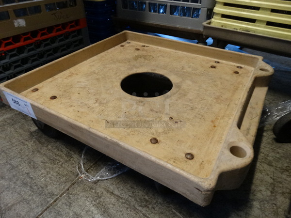 Poly Dish Caddy Dolly on Commercial Casters. 23x21.5x7 - Image 2 of 3