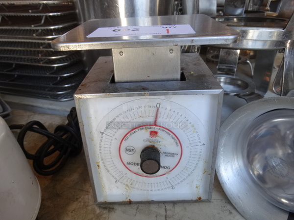 Metal Countertop Food Portioning Scale. 6.5x6.5x8.5